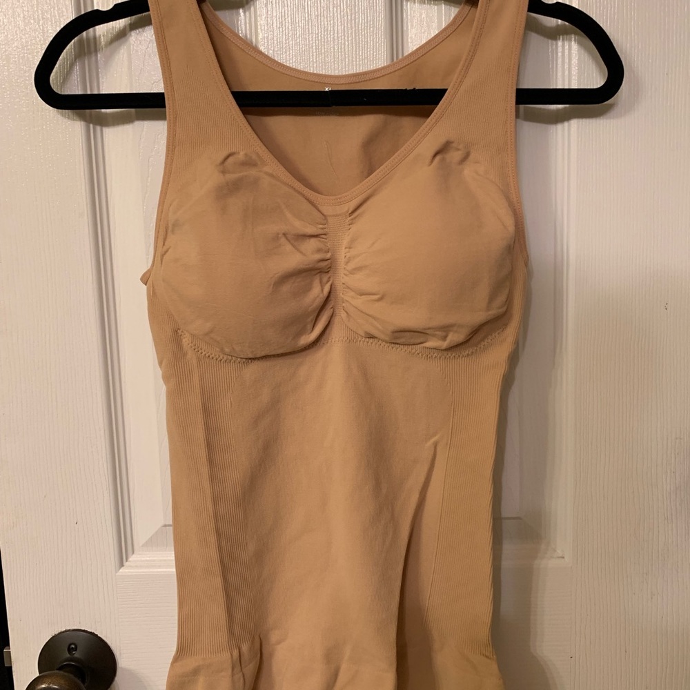 Shapewear Tank - Picture 2 of 3